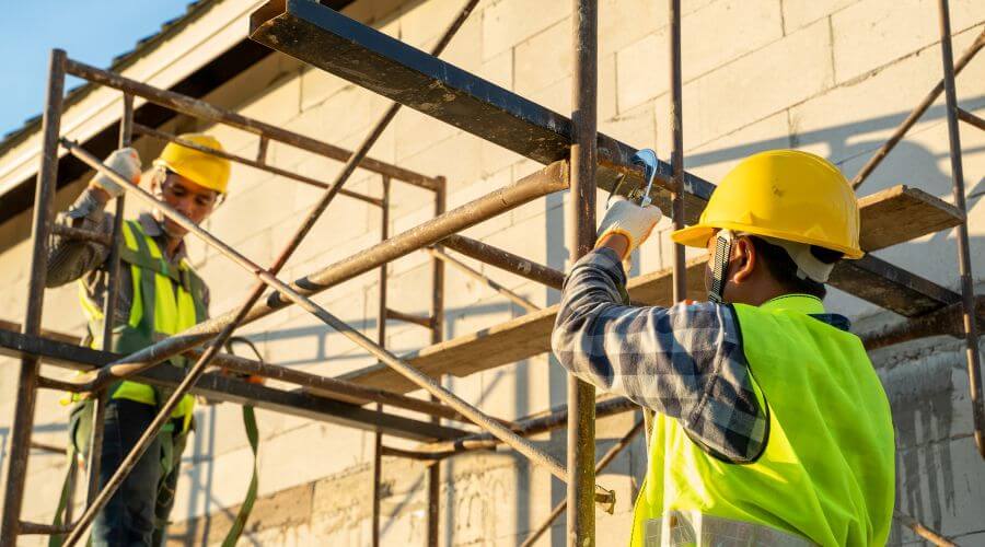 Expert Emergency Roof Repairs services in Saint Cloud, FL